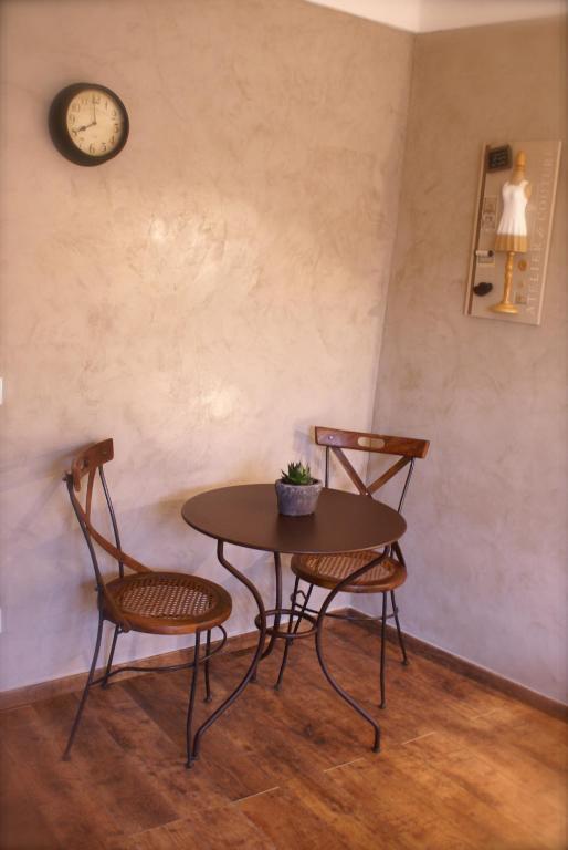 Le Crillon Hotel Murs  Værelse billede