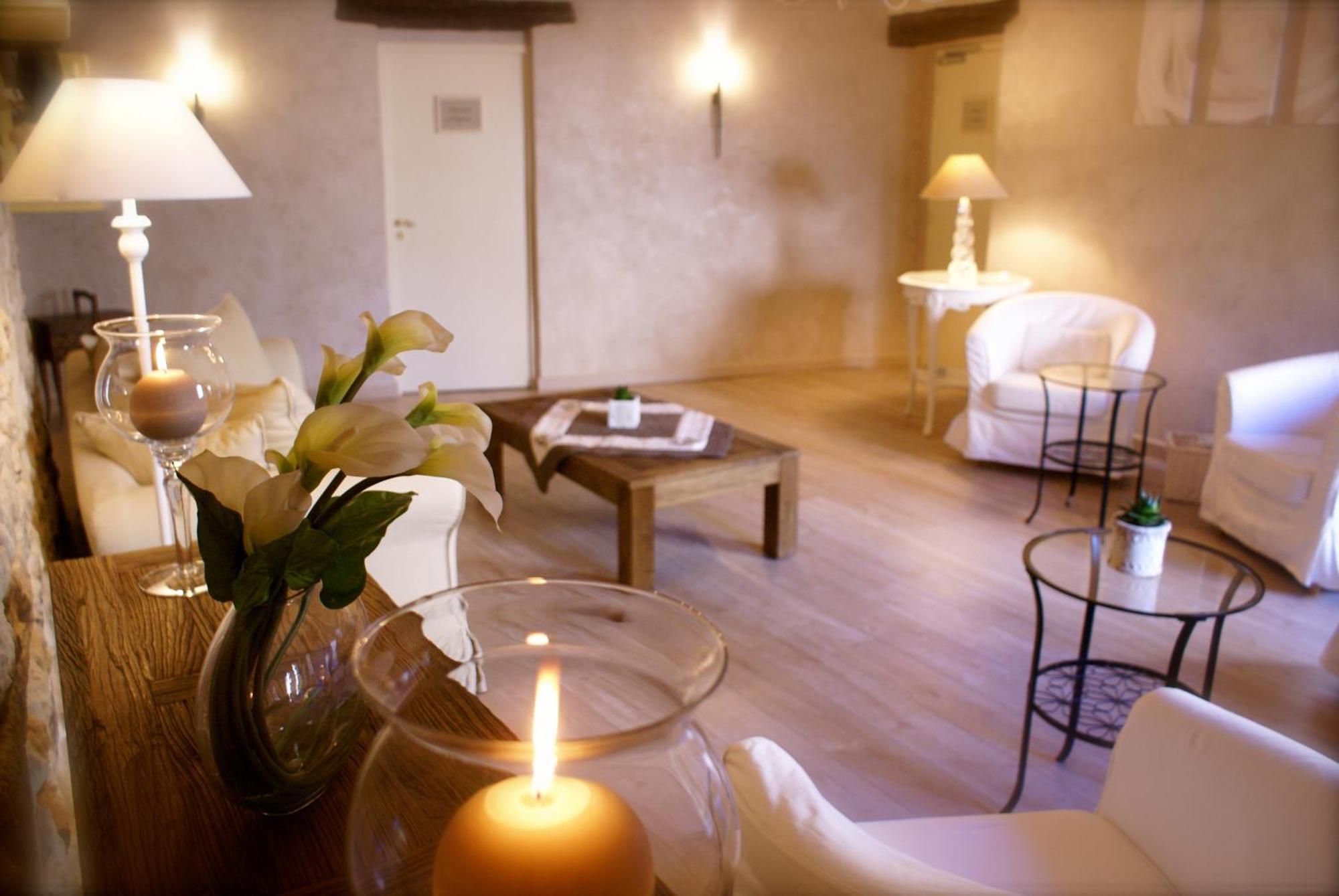 Le Crillon Hotel Murs  Eksteriør billede