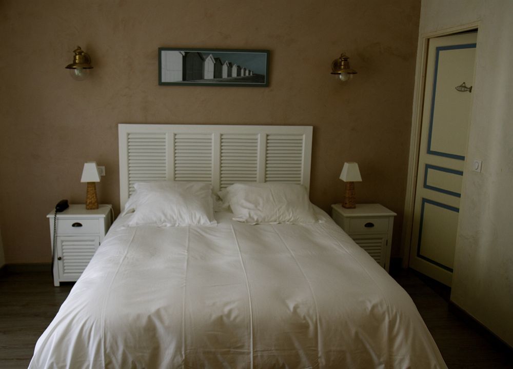 Le Crillon Hotel Murs  Eksteriør billede